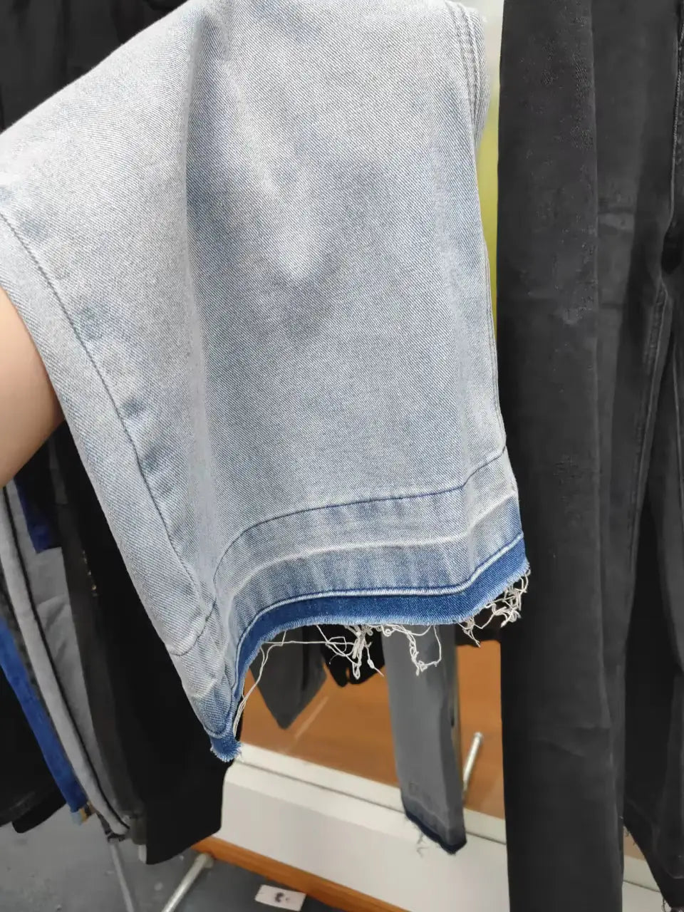 Y2k Thong Jeans – Bild 6